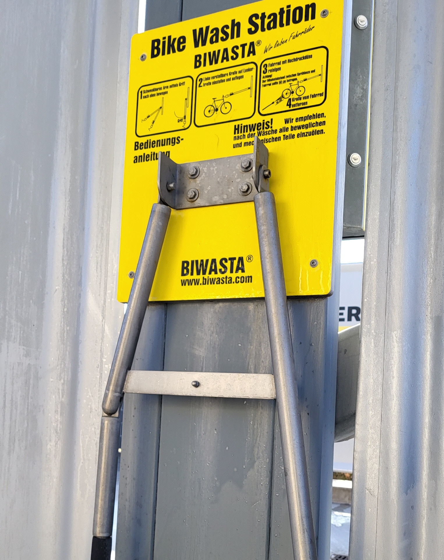 Fahrradhalter in Box 4